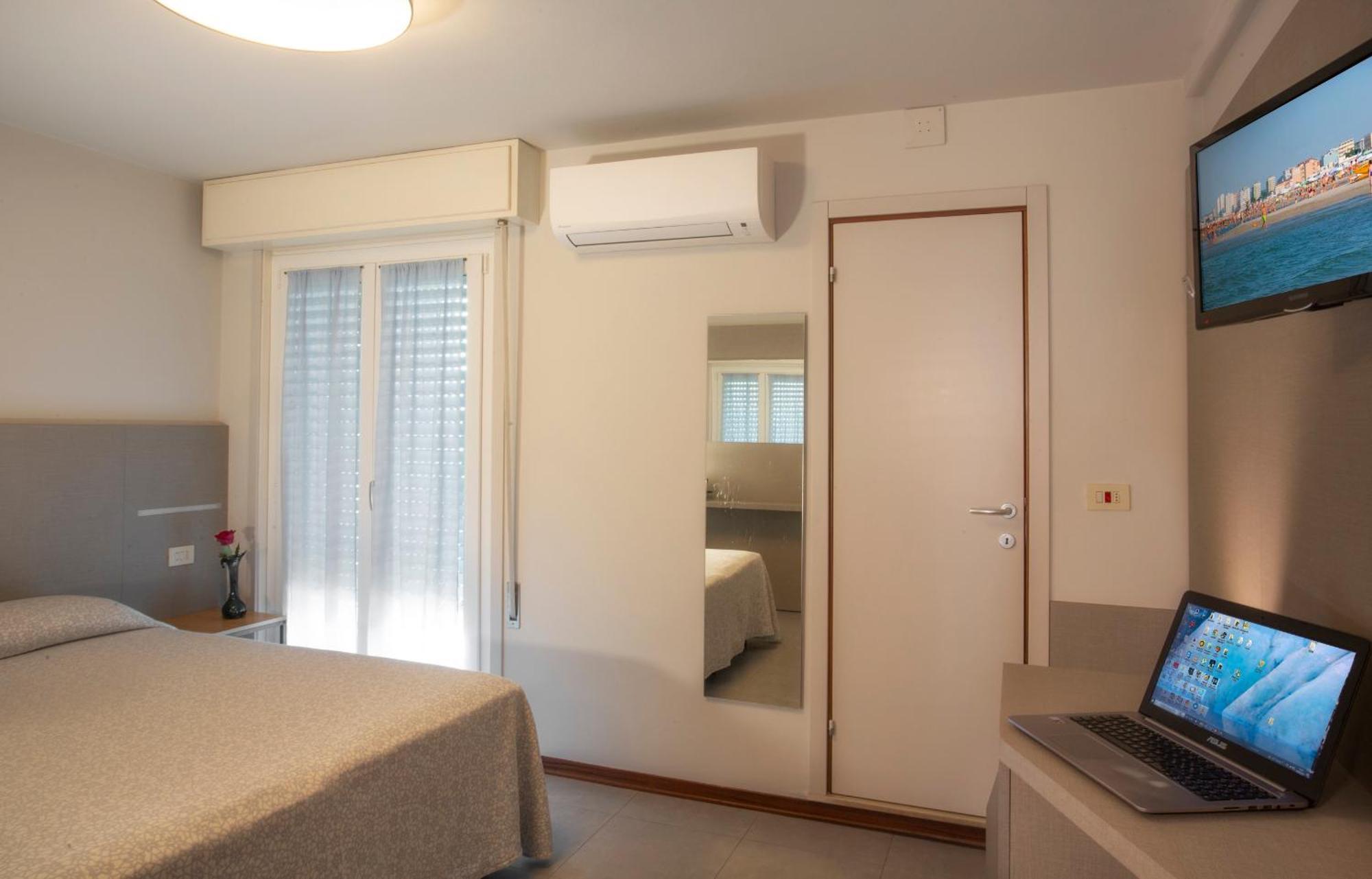 Hotel Norma Мизано-Адриатико Номер фото