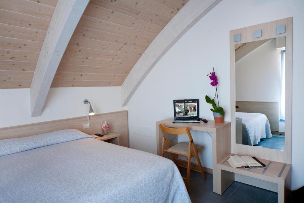 Hotel Norma Мизано-Адриатико Номер фото
